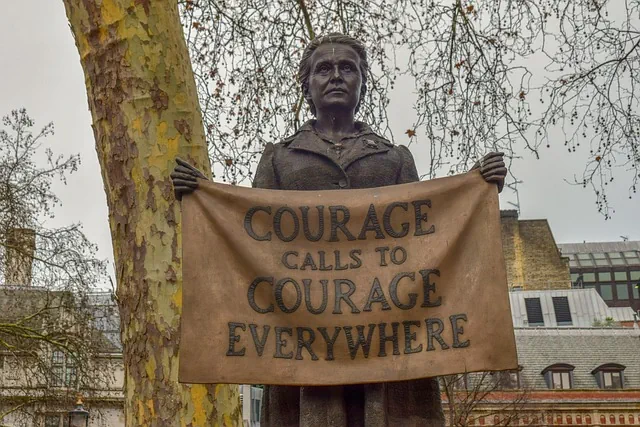 Manifiesto del feminismo genuino. Foto de Millicent Fawcett, Feminista y Sufragista.